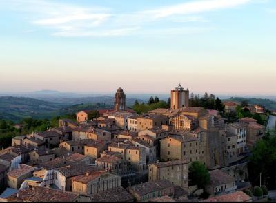 "Families’s Land": un milione per rilanciare i borghi di Colmurano, Cessapalombo e Gualdo