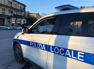 Tolentino, occupazione abusiva e parrucchieria senza requisiti: fioccano le sanzioni