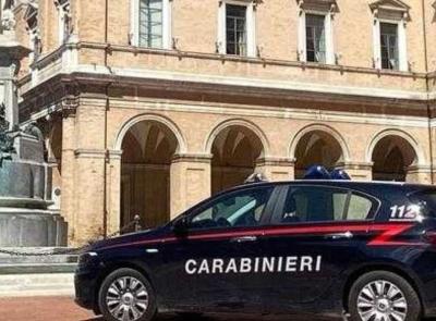 Recanati, assicurazione fantasma sul web da 500 euro: 19enne denunciata per truffa