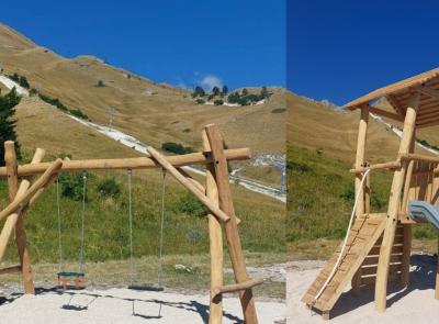 Una nuova area giochi nella faggeta di Sassotetto: "Vogliamo che la montagna torni a vivere"