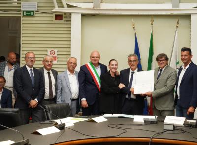 Cinquant’anni di eccellenza nella ristorazione: riconoscimento alla SO.R.RI Srl di Recanati