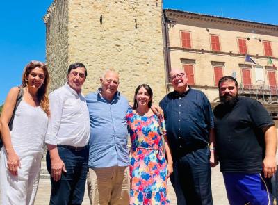 Visita a sorpresa a Castelraimondo dell’ex presidente della Provincia di Bolzano Luis Durnwalder