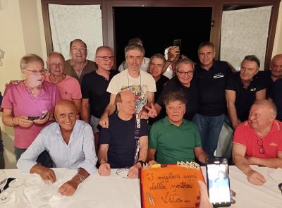 San Severino: serata di ricordi e amicizia per i "vecchi clienti" dello storico bar dello stadio