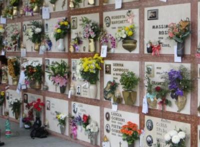Civitanova, c'è carenza di loculi nei cimiteri: sì alle estumulazioni ad agosto e settembre