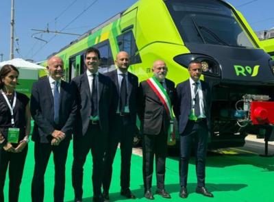 Marche, la flotta ferroviaria si rinnova: presentati cinque nuovi treni regionali elettrici