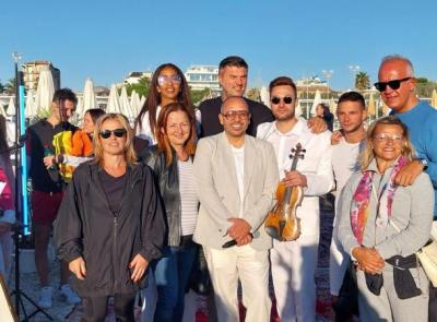 "Viva la Vita", l'alba musicale di Civitanova: torna la magia del violino di Valentino Alessandrini