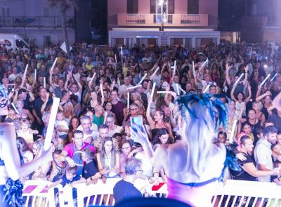 Civitanova torna indietro nel tempo: si balla con la Disco Dance degli anni '80 e '90