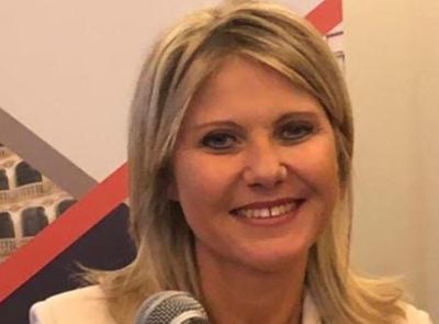 Hackerati i profili social di Sabrina De Padova: "Sabotaggio politico, non ci lasceremo intimidire" Hackerati i profili social di Sabrina De Padova: "Sabotaggio politico, non ci lasceremo intimidire"