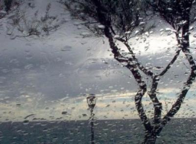 Maltempo in arrivo: allerta per temporali e vento forte nelle Marche