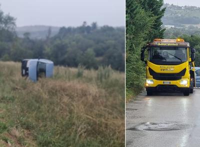 Macerata, perde il controllo dell’auto e si ribalta in un campo