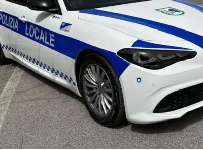 Civitanova - Monopattini, locale fuori regola e ricercati: multe per oltre 10 mila euro durante Onda d'arte