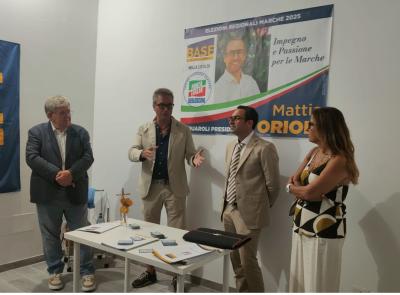 Orioli apre la sede elettorale a Macerata: "Con Forza Italia per rilanciare il popolarismo"