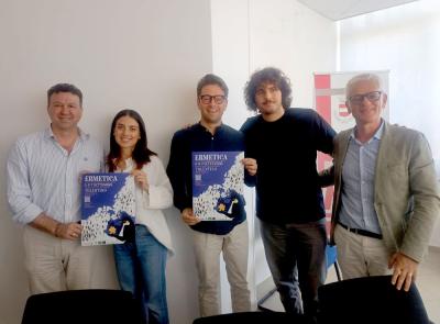 Tolentino, il Cortile della scuola Don Bosco rinasce grazie a Zagreus: il programma di Ermetica 2025