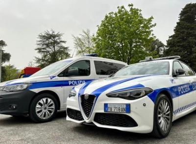 Civitanova, sventato furto al centro commerciale e fermati tre taxi abusivi Civitanova, sventato furto al centro commerciale e fermati tre taxi abusivi