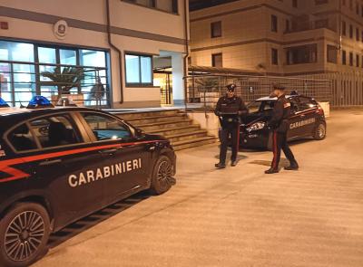 Tolentino, promessa di lavoro si trasforma in raggiro: scoperti e denunciati due uomini