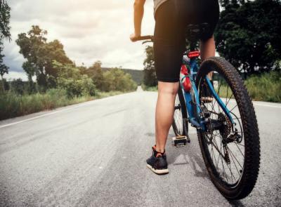 Da Porto Sant’Elpidio a San Claudio: pedalata solidale per la pace con Fiab Marche ed Emergency