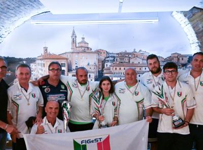 Trionfo maceratese: i lanciatori di Apiro e Pievebovigliana vincono il campionato italiano di ruzzola a terne