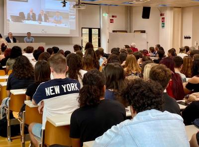 UniMc, "Mai più progetti con atenei allineati al governo israeliano": l’annuncio del rettore McCourt