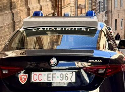 "Mi ha tamponato, ho anche un testimone", ma è tutto falso: due denunciati a Macerata