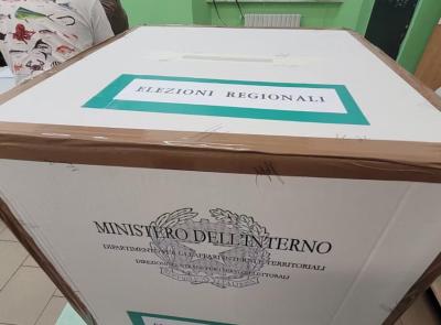 L’astensione è il primo partito: alle urne solo il 50,01%. Macerata maglia nera
