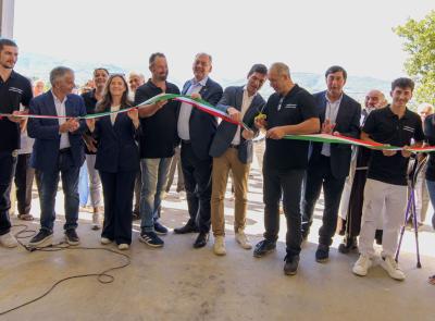 Belforte, nuova stalla hi-tech per l’azienda Di Pietrantonio: "Qui si faranno 50 quintali di latte al giorno"