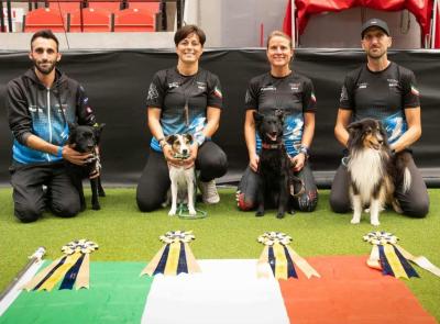 Agility Dog, l’Italia fa la storia ai Mondiali: in squadra anche Andrea Buongarzoni di Urbisaglia