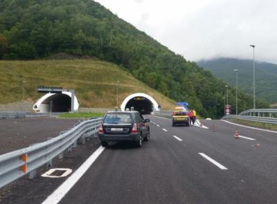 Lavori nelle gallerie della superstrada: chiusura della SS77 tra Serravalle e Muccia