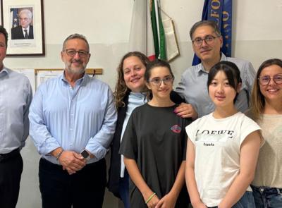 Note dal Sol Levante: una giovane violinista giapponese sceglie il "Filelfo" Tolentino Note dal Sol Levante: una giovane violinista giapponese sceglie il "Filelfo" Tolentino
