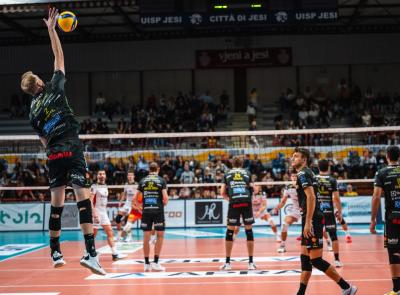 Lube Volley, quarto posto amaro: Yuasa esulta al Tie Break. Medei: "Freno a mano tirato, ma La Lube crescerà"