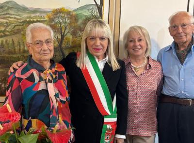 San Severino, Antonia Coccettini festeggia 100 anni e 72 di matrimonio con Dalmo