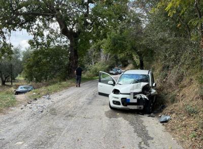 Macerata, scontro frontale tra due auto: quattro feriti trasportati al Pronto Soccorso