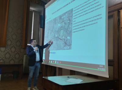 Ventitré km di strada nuova per la vallata del Potenza: entro dicembre la scelta del tracciato Ventitré km di strada nuova per la vallata del Potenza: entro dicembre la scelta del tracciato