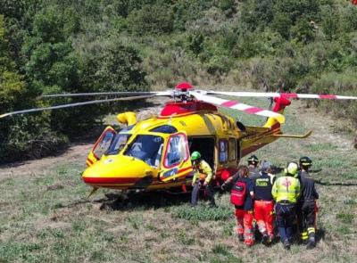 Corridonia, scontro tra suv e moto: 26enne trasferito d'urgenza a Torrette