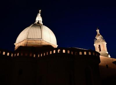 Eurobuilding illumina il Santuario di Loreto: "Un omaggio alla bellezza e alla spiritualità"