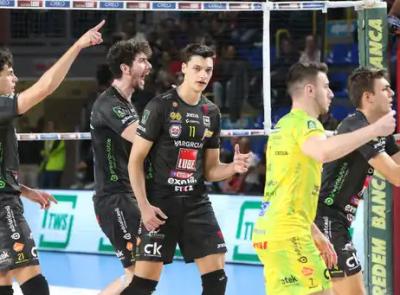 La Lube parte col piede giusto: Grottazzolina battuta nel derby, Nikolov straripante