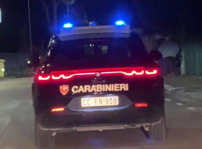 Civitanova, 50enne fugge all'alt dei carabinieri e scatta l'inseguimento: la sua patente era già revocata
