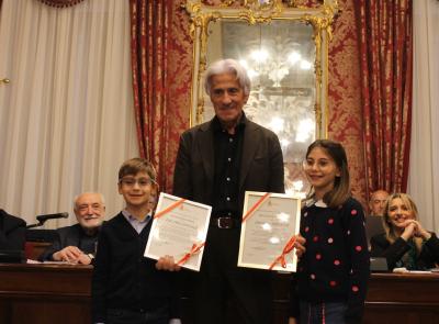 Macerata, due piccoli fratelli dal cuore d'oro (e verde): "Grazie a loro città più pulita, ecco l'encomio"