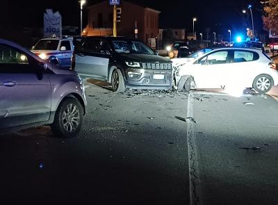 San Severino, tamponamento a catena sulla Septempedana: tre feriti trasportati all'ospedale