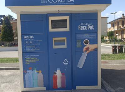 Tolentino, dice sì a Recopet: in arrivo l'eco-compattatore per le bottiglie in Pet Tolentino, dice sì a Recopet: in arrivo l'eco-compattatore per le bottiglie in Pet