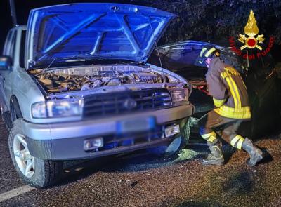 Scontro tra due auto sulla Sp19: sei persone ferite, tra cui due minori Scontro tra due auto sulla Sp19: sei persone ferite, tra cui due minori