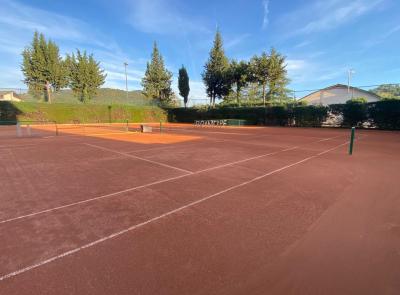 Il caso «Circolo Tennis» di Amandola: "Avvisati dello sgombero solo via PEC"