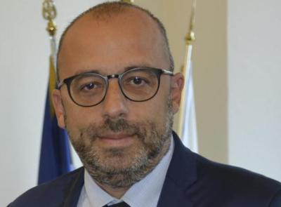 Mastrovincenzo vince la battaglia interna: rientra nel gruppo Pd in Consiglio