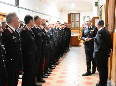 "Il cittadino crede nei carabinieri": il generale Iacobelli in visita al Comando di Macerata