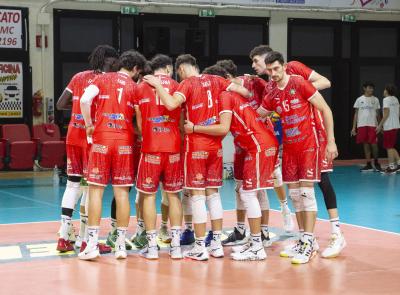 Il primo stop casalingo fa male, Sorrento passa in tre set