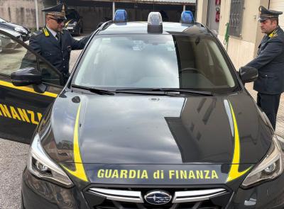 Fatture fantasma e stipendi ‘nascosti': maxi frode fiscale per oltre 15 milioni nel settore del teleselling