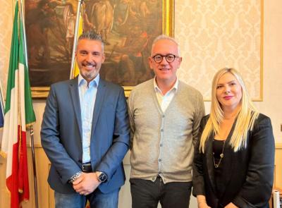 Civitanova, il sindaco integra la Giunta: entrano Roberto Pantella e Mara Orazi, ecco le deleghe