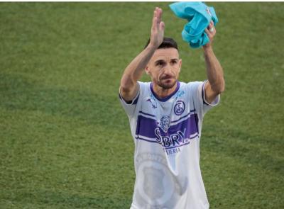 Daniele Ferretti, gol al volo e il Montefano vola: "A 39 anni mi diverto ancora. Non ci poniamo limiti"