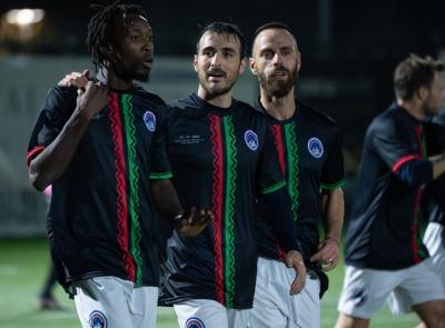 Maglie a tema Palestina, il Real Porto Senigallia scende in campo per "scaldare" i bambini di Gaza
