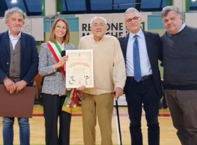 Potenza Picena celebra il dottor Mario Ferraresi: conferita la Benemerenza per Meriti Sportivi