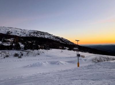 Weekend da urlo per le stazioni sciistiche del Maceratese: a Bolognola impianti aperti tutta la settimana
